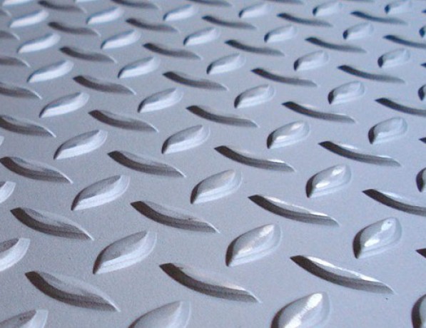 Лист нержавеющий рифленый г/к чечевица AISI 304 10 мм ГОСТ 8568-77 фото