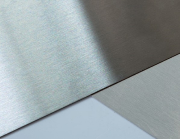 Лист нержавеющий шлифованный х/к 03Х17Н14М3 0,5 мм ГОСТ 5582-75 фото
