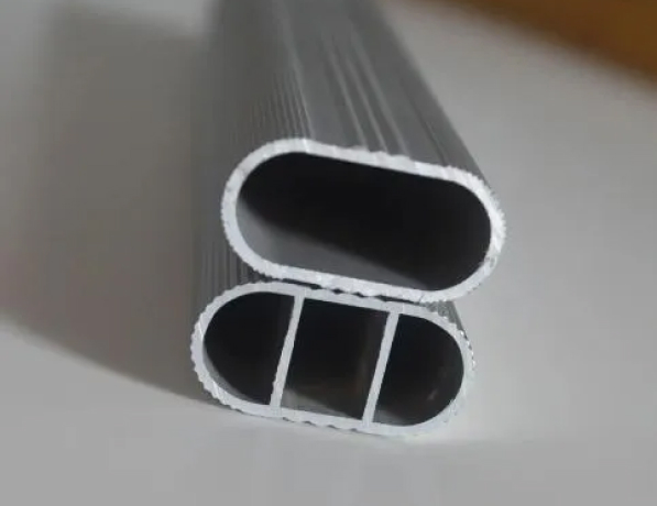 Профиль алюминиевый прессованный овальный АД1 30х15х3 мм ГОСТ 18591-91 фото